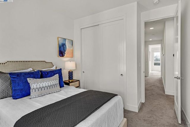 2133 Main St 102, Alameda, CA 94501