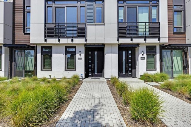 2133 Main St 102, Alameda, CA 94501