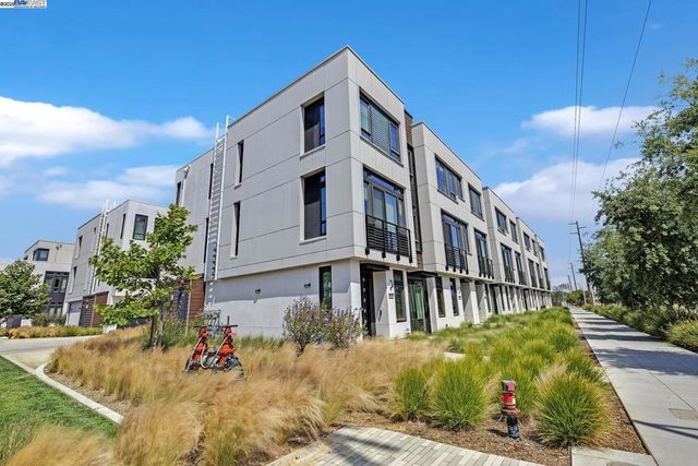 2133 Main St 102, Alameda, CA 94501