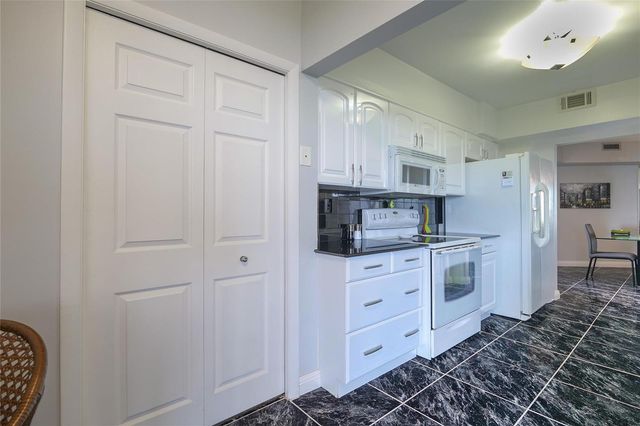 7100 Radice Court 708, Lauderhill, FL 33319