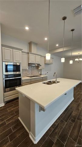 10328 N 13th Street, Mcallen, TX 78504