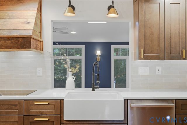 13401 Shelbourne Dr, Henrico, VA 23233