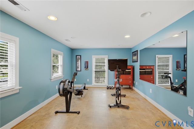 13401 Shelbourne Dr, Henrico, VA 23233