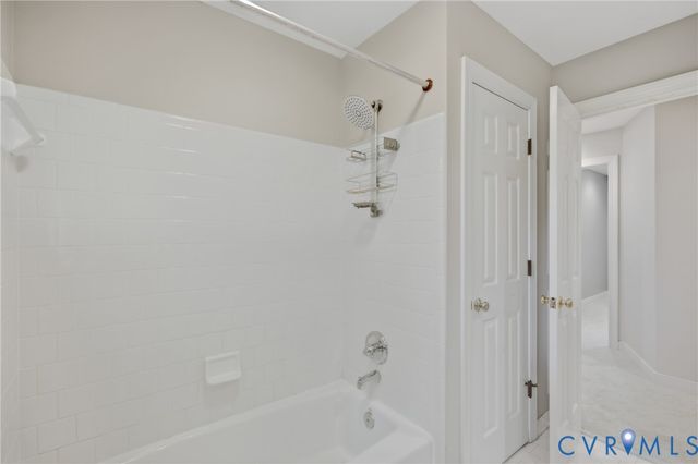 13401 Shelbourne Dr, Henrico, VA 23233
