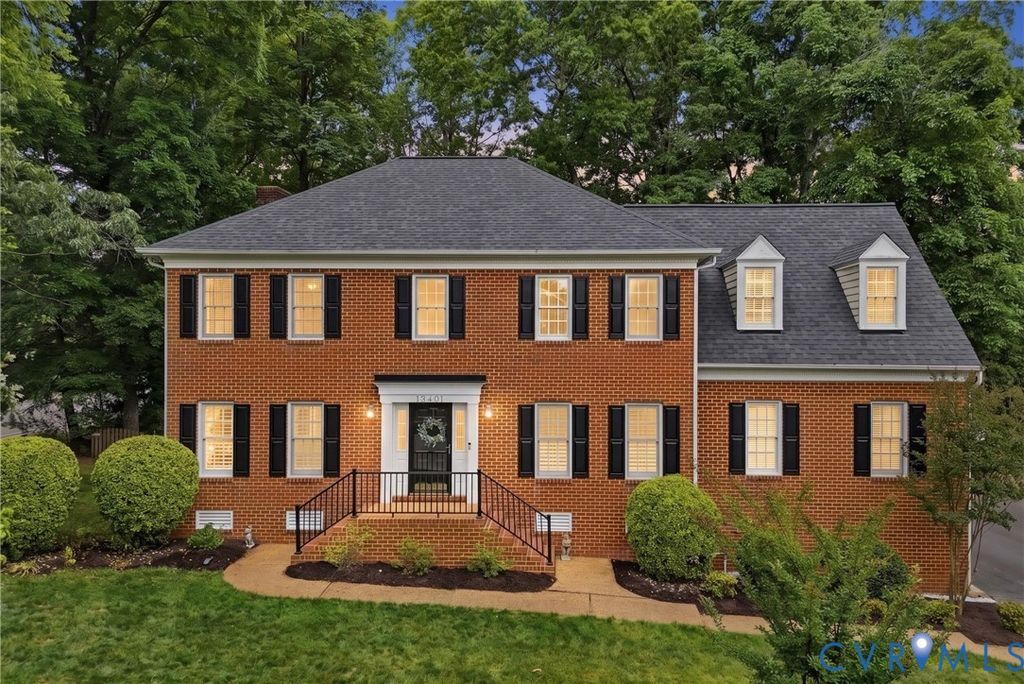 13401 Shelbourne Dr, Henrico, VA 23233