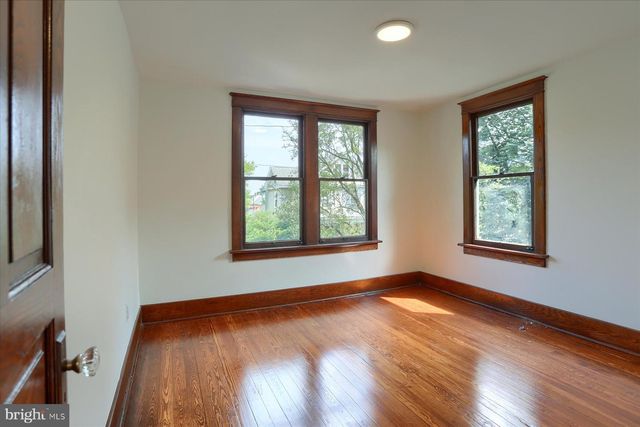 421 W SIMPSON ST, Mechanicsburg, PA 17055