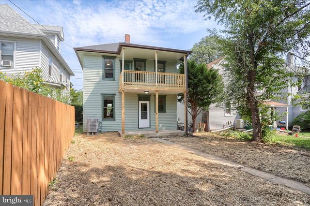 421 W SIMPSON ST, Mechanicsburg, PA 17055