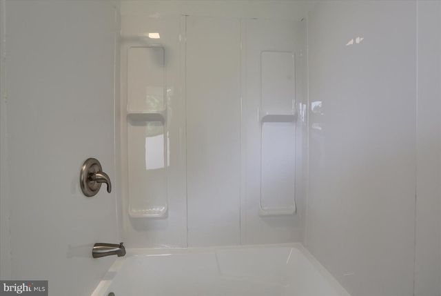 421 W SIMPSON ST, Mechanicsburg, PA 17055