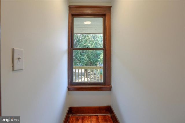 421 W SIMPSON ST, Mechanicsburg, PA 17055