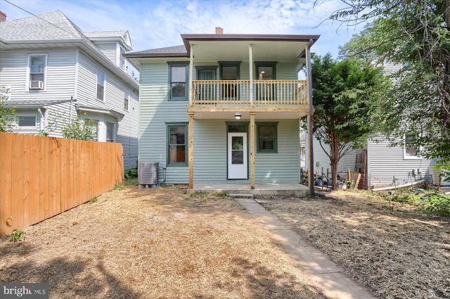 421 W SIMPSON ST, Mechanicsburg, PA 17055