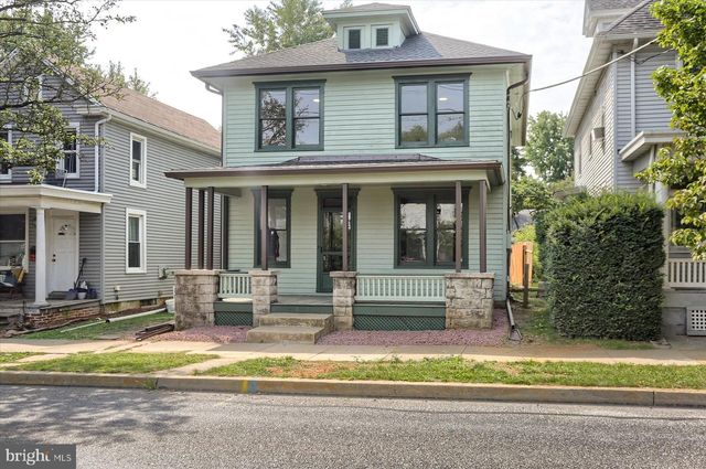 421 W SIMPSON ST, Mechanicsburg, PA 17055
