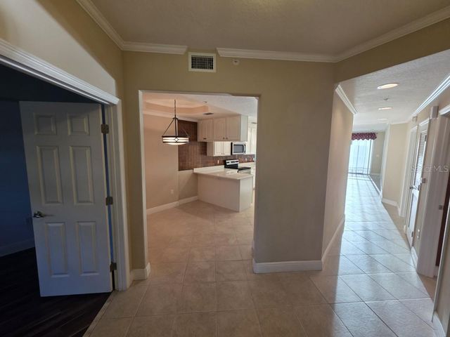 7070 KEY HAVEN ROAD 402, Seminole, FL 33777