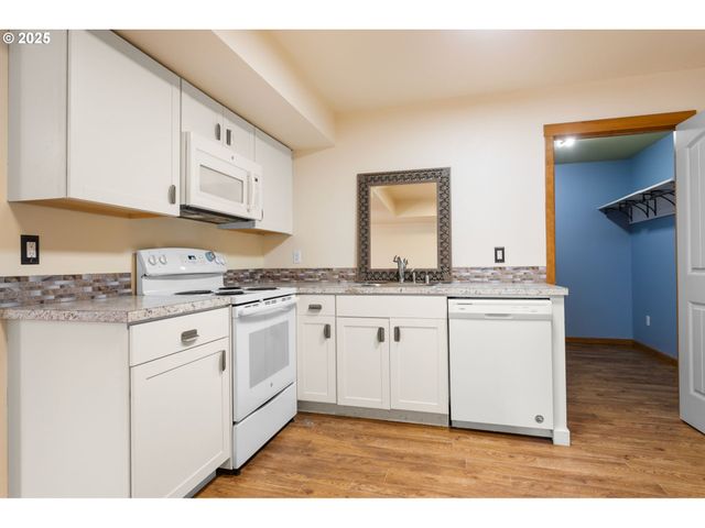 20714 Ne 265TH St, Battle Ground, WA 98604