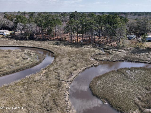 2475 Cross Lane SW, Supply, NC 28462