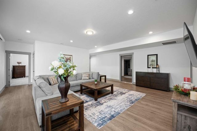 5902 S LOCHSA Ln, Spokane, WA 99206