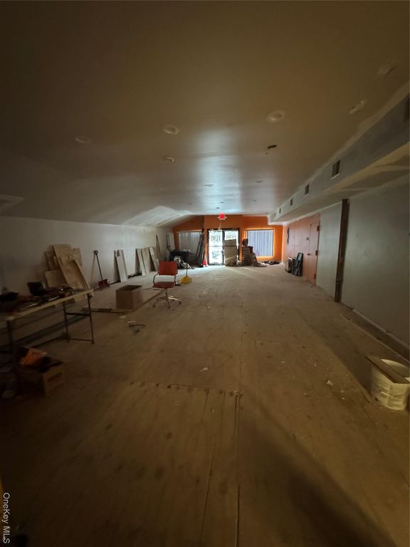 39 Dock Street, Yonkers, NY 10701