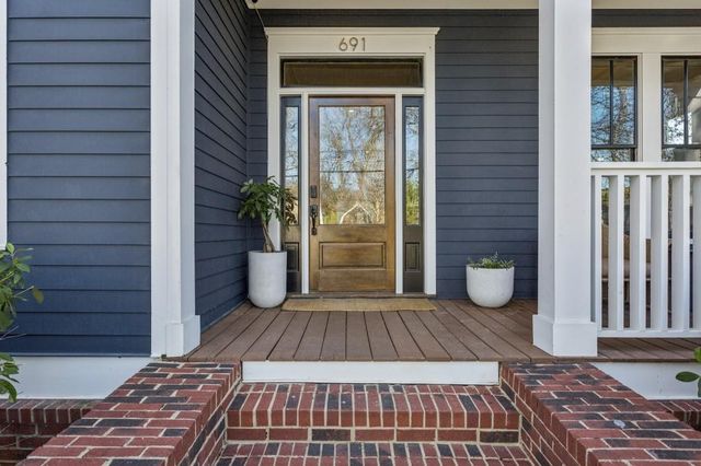 691 Willoughby NE Way, Atlanta, GA 30312