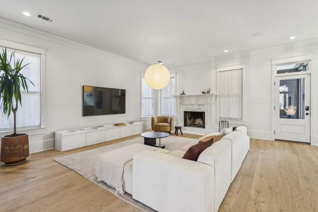 691 Willoughby NE Way, Atlanta, GA 30312