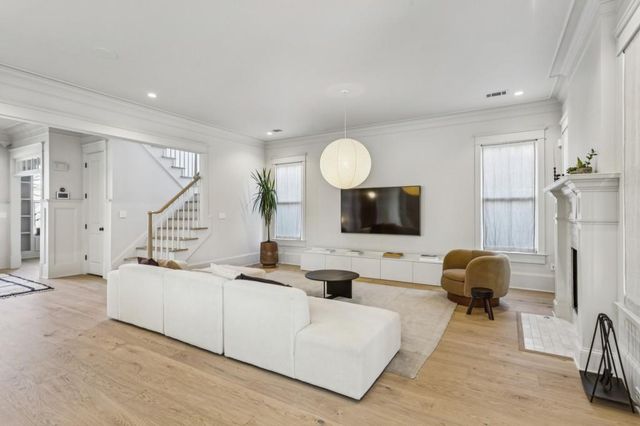 691 Willoughby NE Way, Atlanta, GA 30312