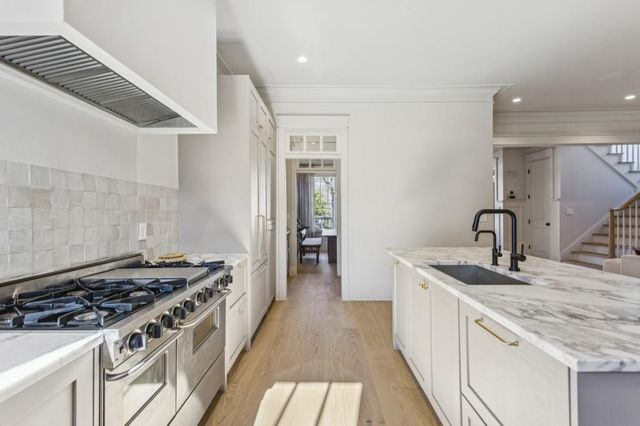 691 Willoughby NE Way, Atlanta, GA 30312