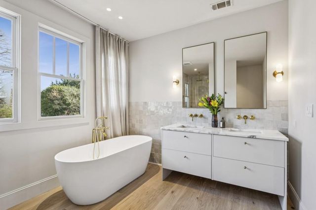 691 Willoughby NE Way, Atlanta, GA 30312