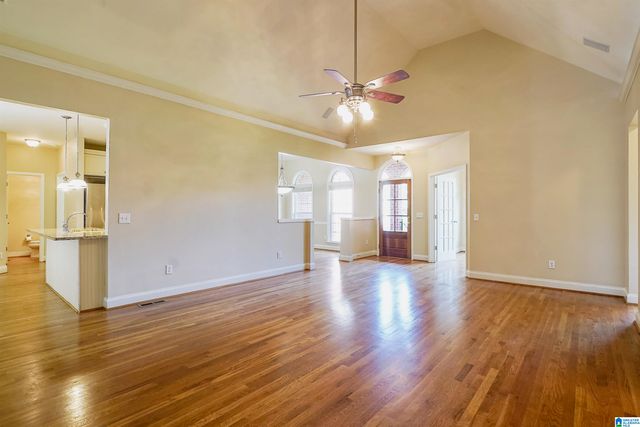 226 THOROUGHBRED LANE, Alabaster, AL 35007