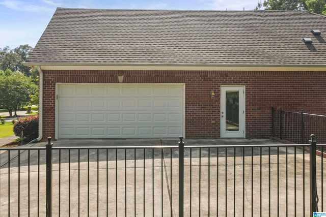 226 THOROUGHBRED LANE, Alabaster, AL 35007