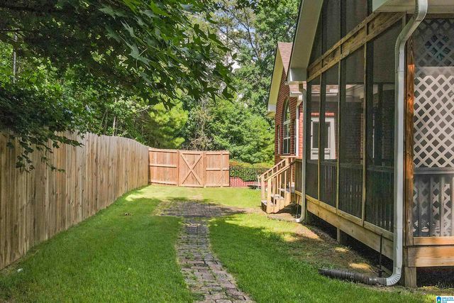 226 THOROUGHBRED LANE, Alabaster, AL 35007