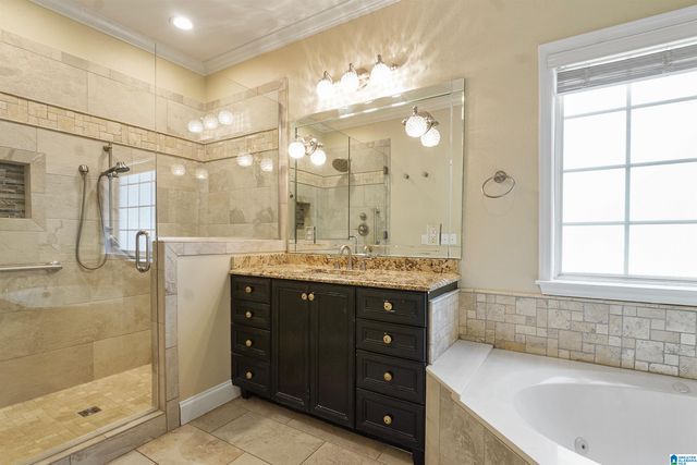 226 THOROUGHBRED LANE, Alabaster, AL 35007