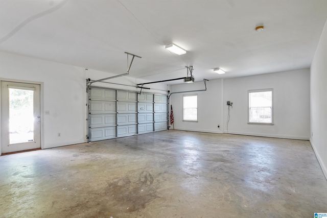 226 THOROUGHBRED LANE, Alabaster, AL 35007
