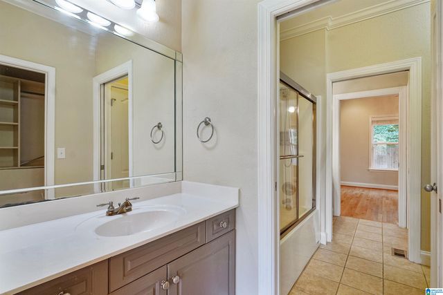 226 THOROUGHBRED LANE, Alabaster, AL 35007