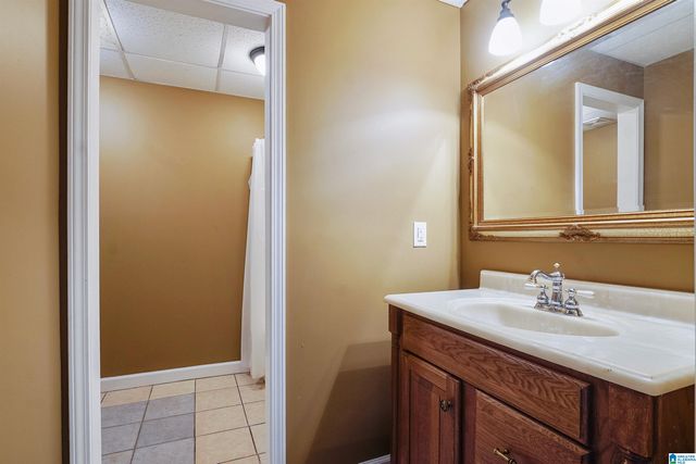 226 THOROUGHBRED LANE, Alabaster, AL 35007
