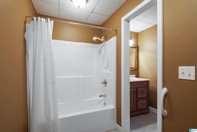226 THOROUGHBRED LANE, Alabaster, AL 35007