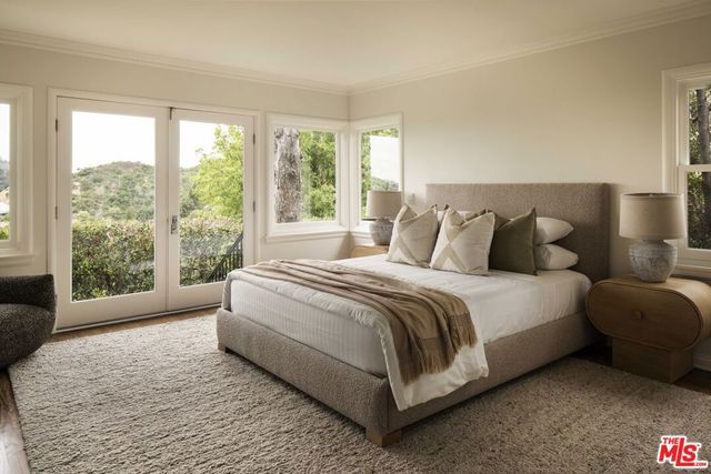 2439 Creston Way, Los Angeles, CA 90068