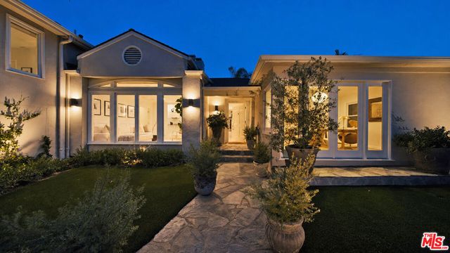 2439 Creston Way, Los Angeles, CA 90068