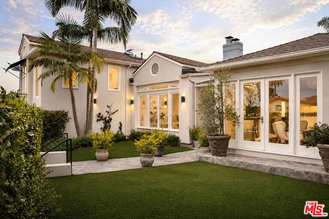2439 Creston Way, Los Angeles, CA 90068