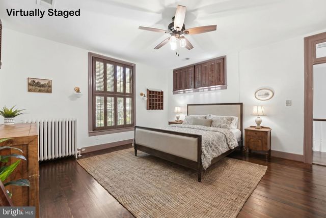 320 CULPEPER ST, Warrenton, VA 20186
