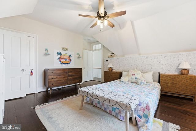 320 CULPEPER ST, Warrenton, VA 20186