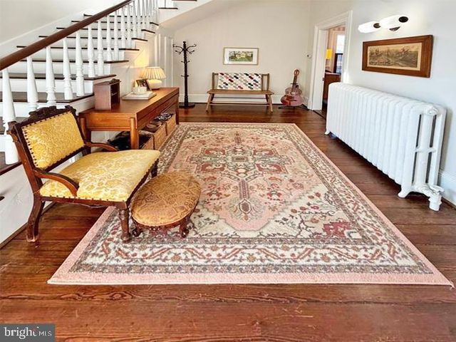 320 CULPEPER ST, Warrenton, VA 20186
