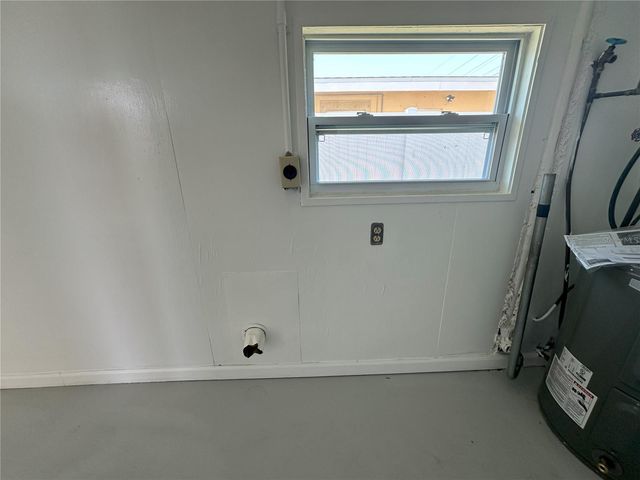 3335 DUDLEY STREET, Sarasota, FL 34235