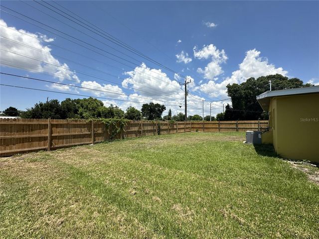 3335 DUDLEY STREET, Sarasota, FL 34235