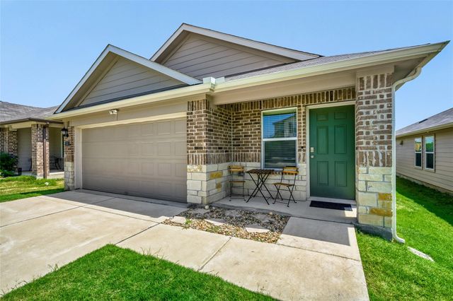 233 Calgary LN, San Marcos, TX 78666