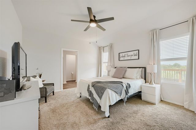233 Calgary LN, San Marcos, TX 78666