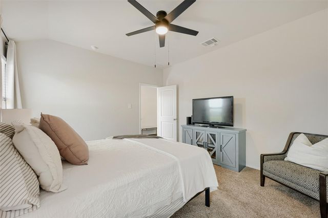 233 Calgary LN, San Marcos, TX 78666
