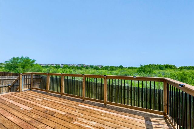 233 Calgary LN, San Marcos, TX 78666