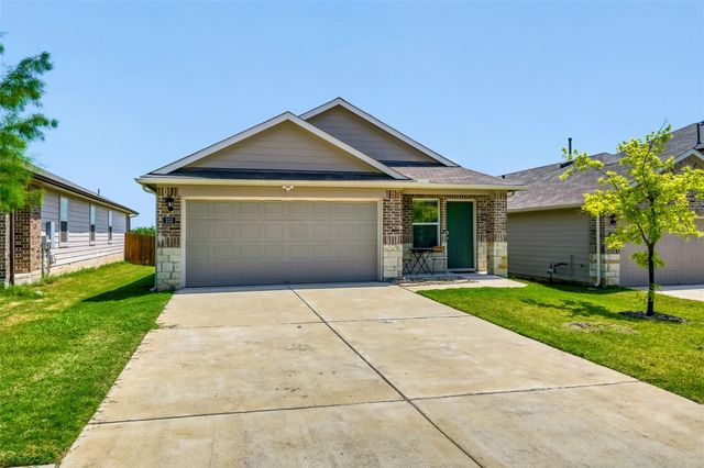 233 Calgary LN, San Marcos, TX 78666