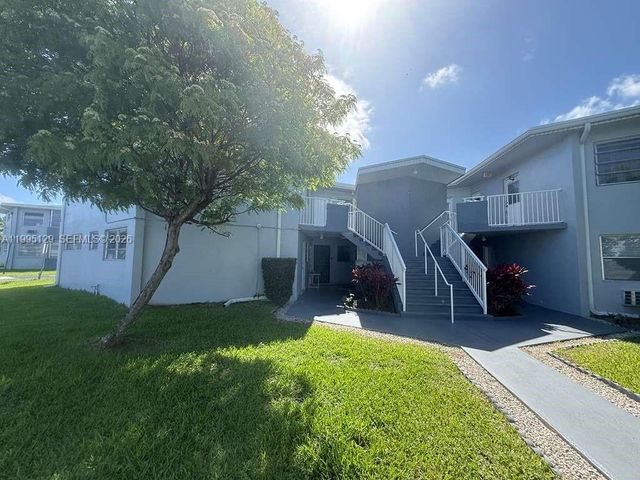 1663 NE Miami Gardens Dr 140, Miami, FL 33179