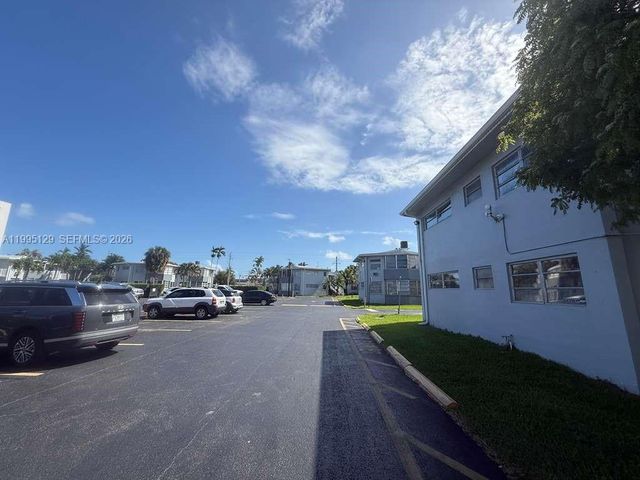 1663 NE Miami Gardens Dr 140, Miami, FL 33179