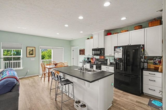 9628 Averi Court, Harrison, OH 45030