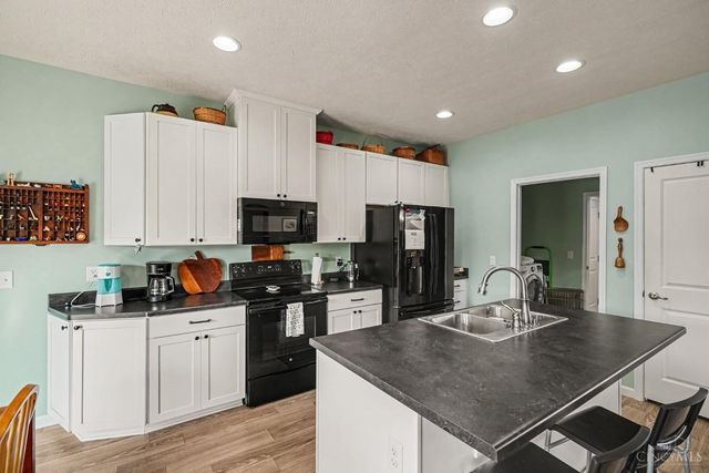 9628 Averi Court, Harrison, OH 45030